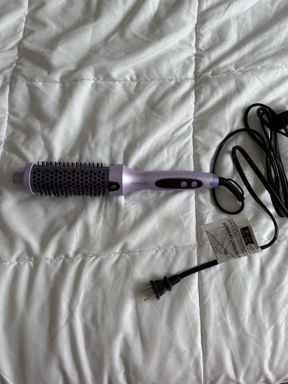 WavyTalk Curling Iron in Lilac - Picture 3 of 3